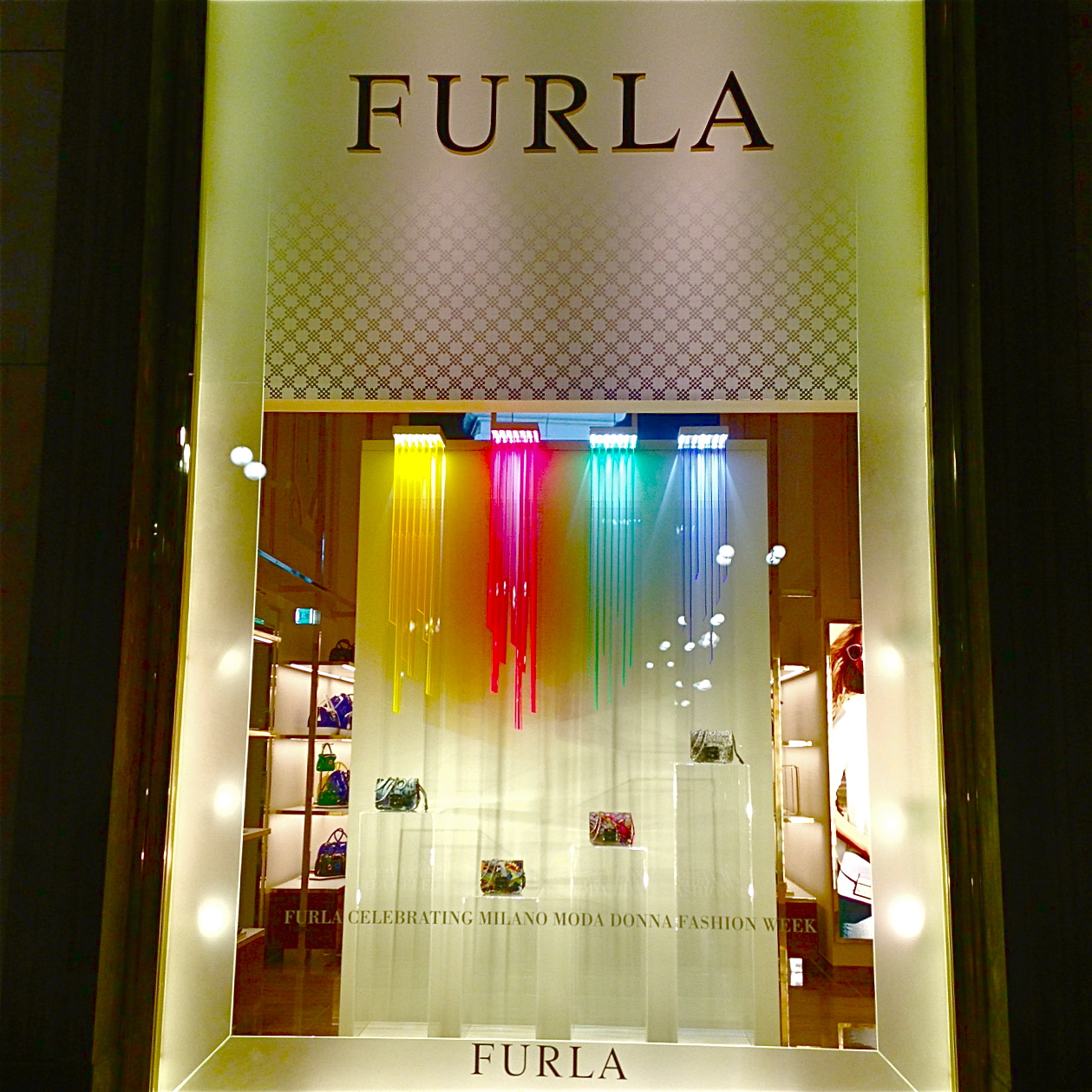 Furla- Milano Mağazası