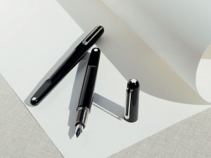 Montblanc’ın Kalemi Neden Marc Newson’a Emanet?